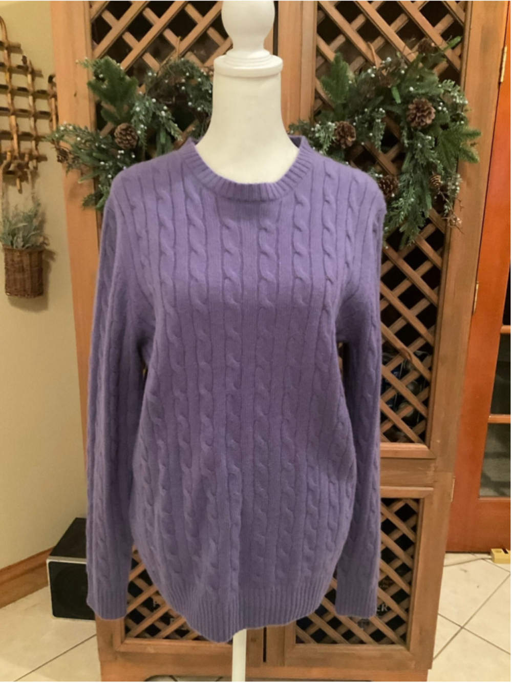 Daniel Bishop 2 Ply Cashmere Lavender Luxury cable knit sweater medium